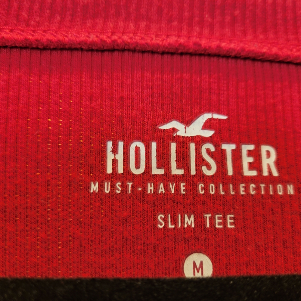 Hollister Women's Red Long Sleeve Top - Picture 2 of 3